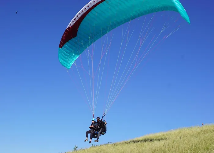 Les Logis De Lea Bed and Breakfast 3*