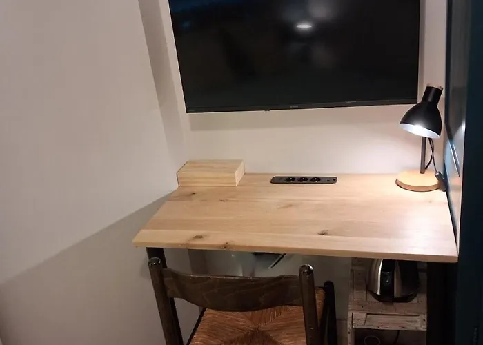 Les Logis De Lea Bed and Breakfast Saint-Beauzely